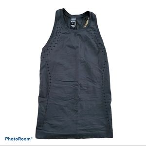 NWOT Victoria Sport Racerback Top